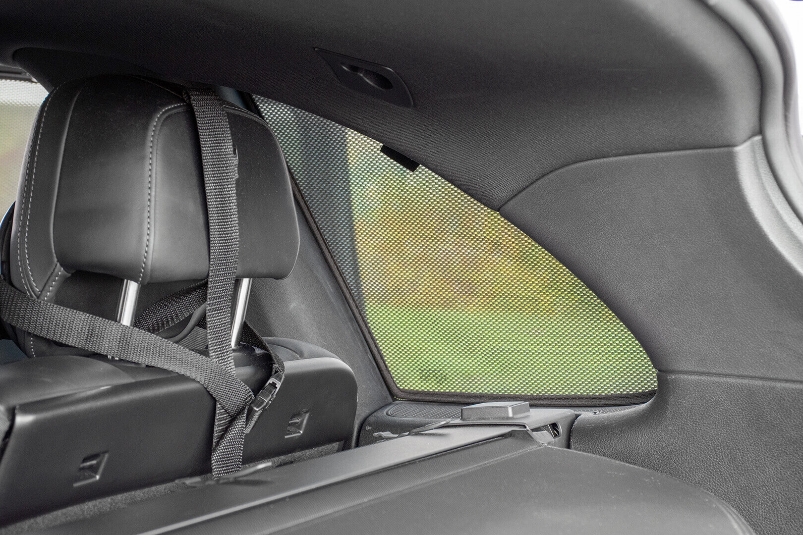 UV Car Shades - Porsche Cayenne 5dr 11-17 Full Rear Set