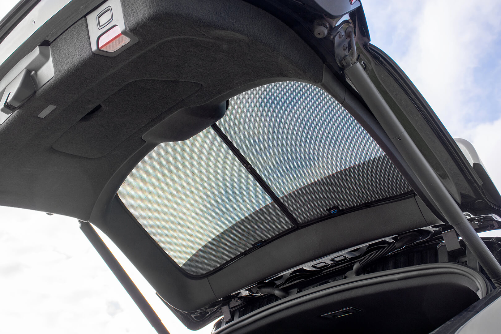 UV Car Shades - Porsche Cayenne 5dr 11-17 Full Rear Set