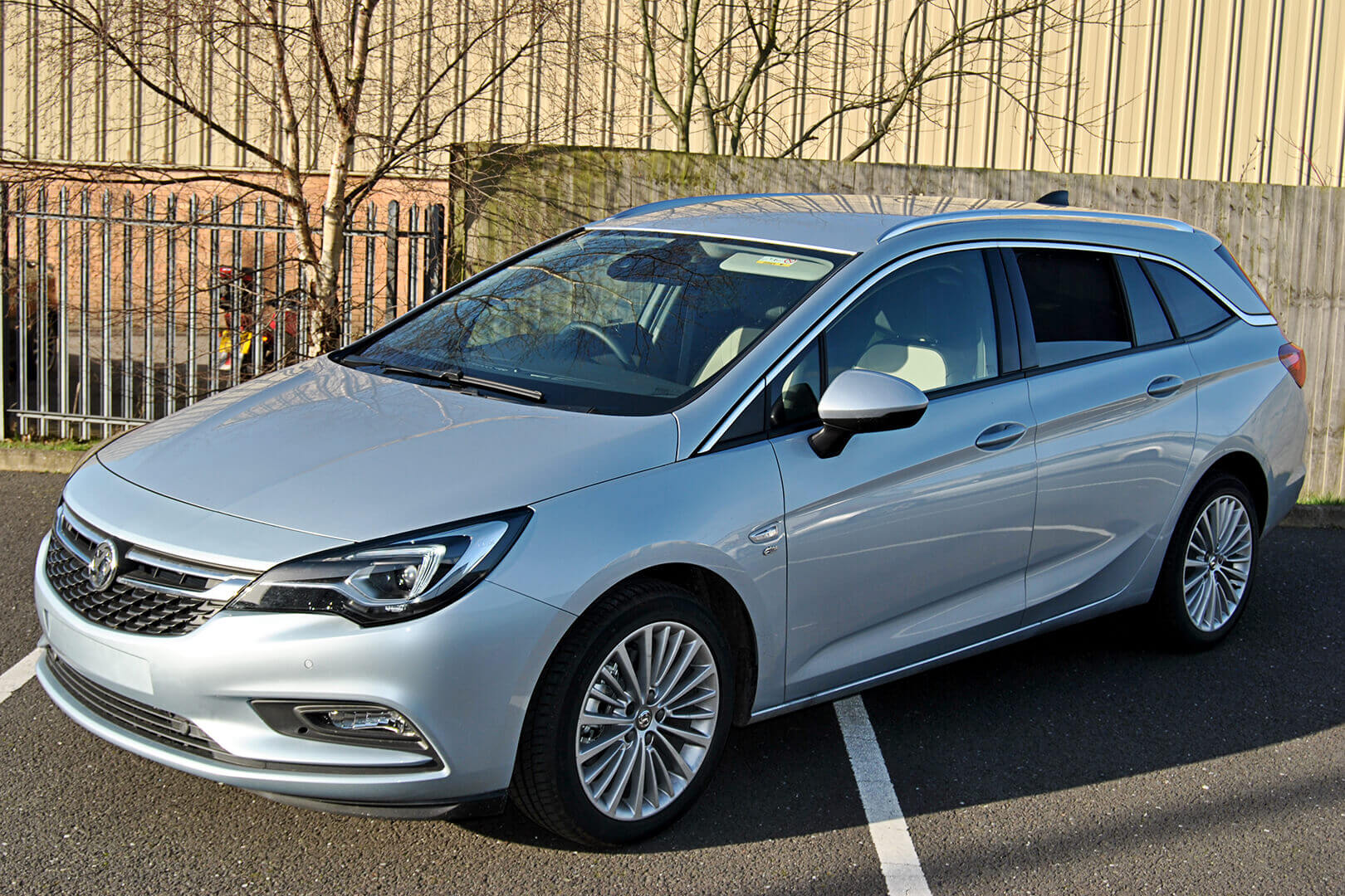 Car Shades Vauxhall Astra (MK7) Estate 16> Full Rear Set