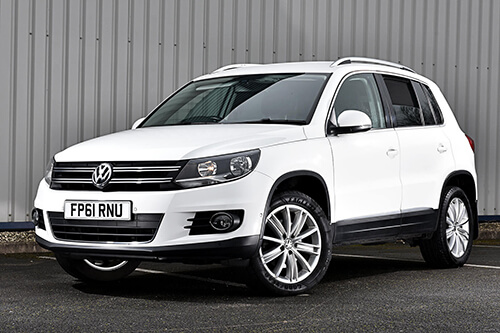 Car Shades Tiguan 5 door 08-16 Full Rear Set